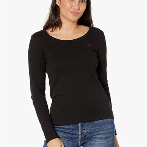 Tommy Hilfiger Women’s Long Sleeve Scoopneck Jersey